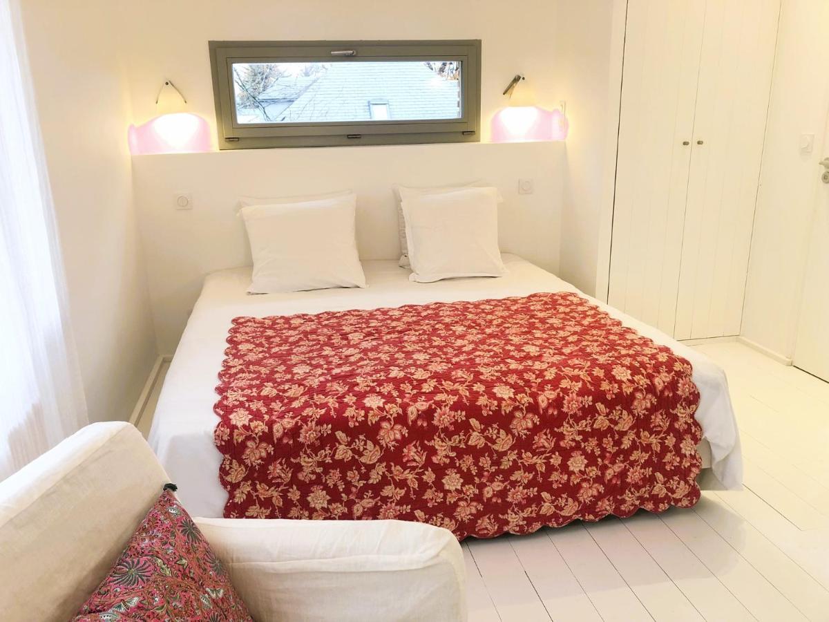Denis & Virginie - Chateau A Pied - Parking Gratuit Versailles Chambre photo